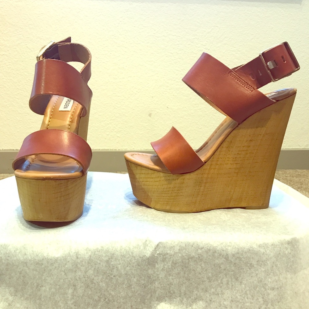 Steve Madden Wedges